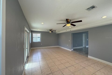 Casa en alquiler en Kissimmee, Florida, 3 dormitorios, 170.75 m2 № 1803303 - foto 10