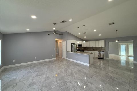 Casa en alquiler en Kissimmee, Florida, 3 dormitorios, 170.75 m2 № 1803303 - foto 5