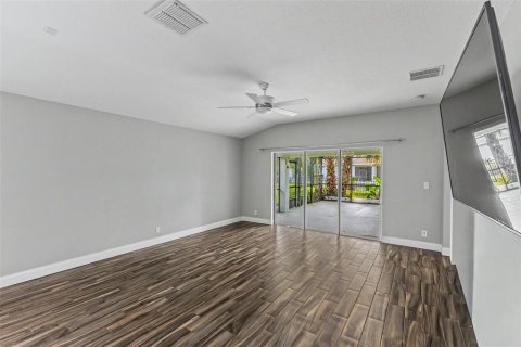 House in DeLand, Florida 3 bedrooms, 173.54 sq.m. № 2350317 - photo 23