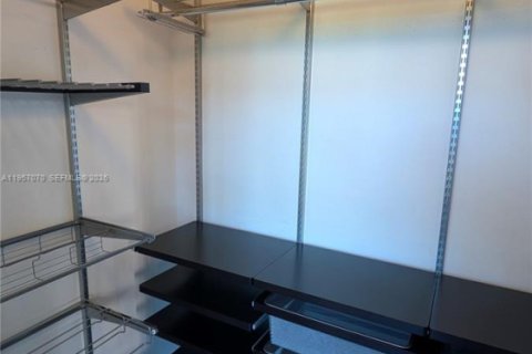 Купить кондоминиум в Майами, Флорида 1 спальня, 75.34м2, № 2010823 - фото 9