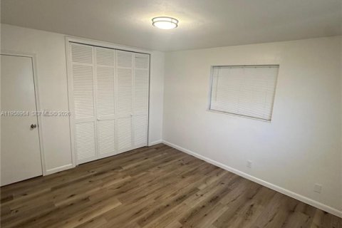 Apartment in Hollywood, Florida 2 bedrooms, 75.72 sq.m. № 2021090 - photo 7