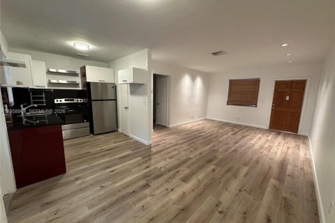 Appartement à Hollywood, Floride 2 chambres, 75.72 m2 № 2021090