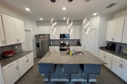 House in Clermont, Florida 3 bedrooms, 205.69 sq.m. № 2258900 - photo 8