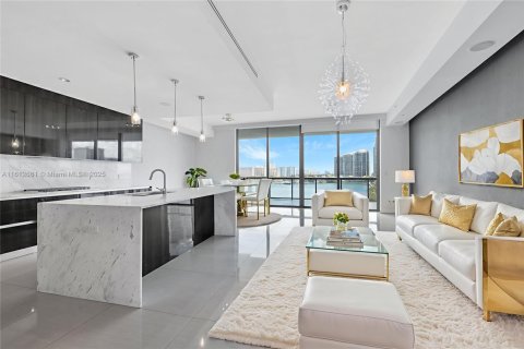 Condo à Aventura, Floride, 4 chambres  № 2016868