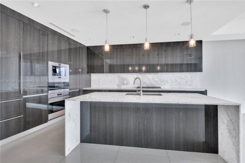 Condo in Aventura, Florida, 4 bedrooms  № 2016868 - photo 10