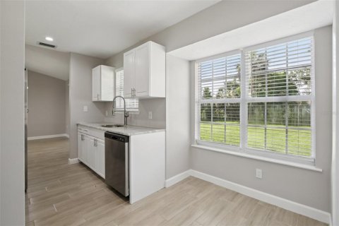 Casa en venta en North Port, Florida, 3 dormitorios, 106.65 m2 № 1884576 - foto 12
