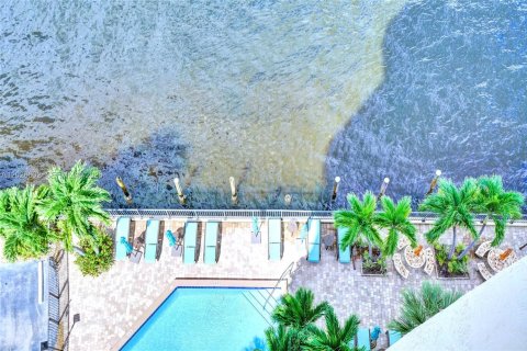 Copropriété à vendre à Pompano Beach, Floride: 2 chambres, 143.07 m2 № 2185678 - photo 20