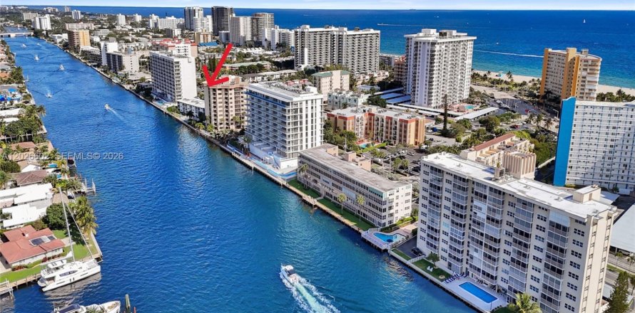 Condo à Pompano Beach, Floride, 2 chambres № 2185678