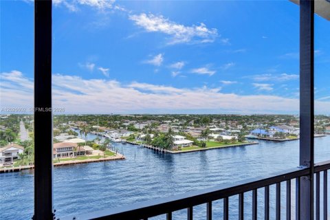 Copropriété à vendre à Pompano Beach, Floride: 2 chambres, 143.07 m2 № 2185678 - photo 22