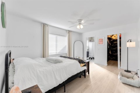 Villa ou maison à vendre à Fort Lauderdale, Floride: 3 chambres, 120.22 m2 № 1975136 - photo 12