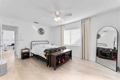 Villa ou maison à vendre à Fort Lauderdale, Floride: 3 chambres, 120.22 m2 № 1975136 - photo 13