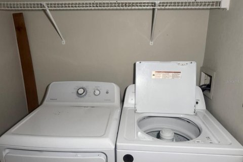 Condominio en alquiler en Kissimmee, Florida, 3 dormitorios, 165.27 m2 № 1819006 - foto 8