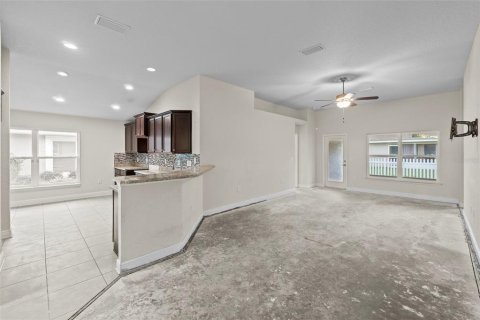 House in Ocala, Florida 4 bedrooms, 169.55 sq.m. № 1909312 - photo 11