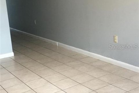 House in Kissimmee, Florida 2 bedrooms, 65.4 sq.m. № 2238901 - photo 6