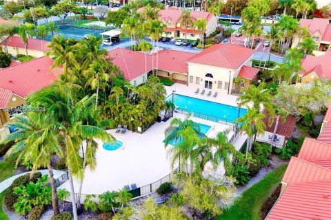 Снять в аренду кондоминиум в Хайалиа, Флорида 2 спальни, 102.19м2, № 2031154 - фото 21