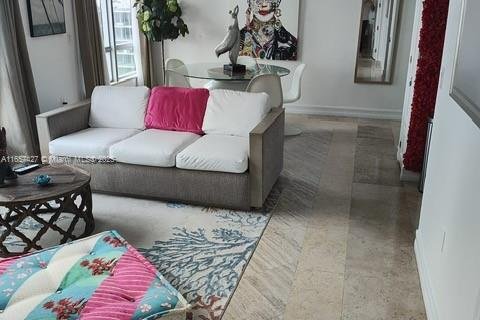 Condominio en alquiler en Miami Beach, Florida, 1 dormitorio, 57.6 m2 № 1812322 - foto 16