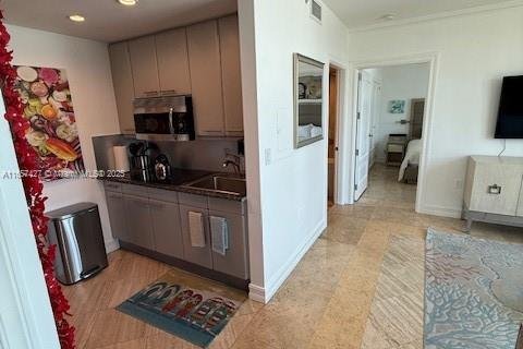 Condominio en alquiler en Miami Beach, Florida, 1 dormitorio, 57.6 m2 № 1812322 - foto 7