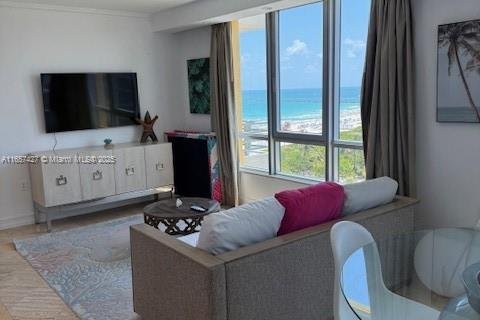 Condominio en alquiler en Miami Beach, Florida, 1 dormitorio, 57.6 m2 № 1812322 - foto 18