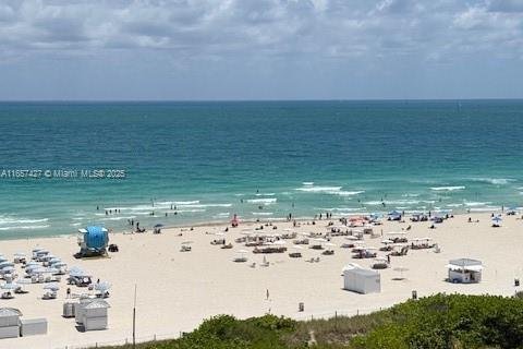 Condominio en alquiler en Miami Beach, Florida, 1 dormitorio, 57.6 m2 № 1812322 - foto 3
