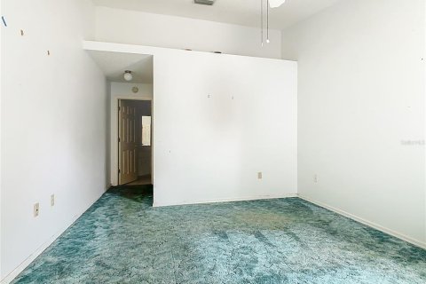 House in Lakeland, Florida 3 bedrooms, 195.65 sq.m. № 1914210 - photo 19