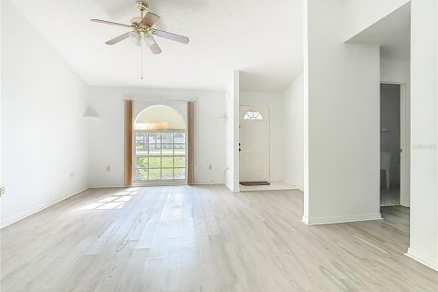 House in Lakeland, Florida 3 bedrooms, 195.65 sq.m. № 1914210 - photo 5