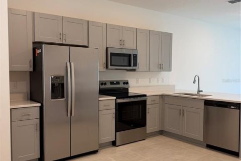 Touwnhouse à louer à Kissimmee, Floride: 2 chambres, 113.25 m2 № 2107443 - photo 4