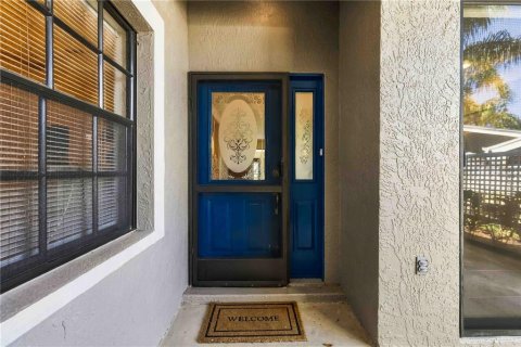 Casa en venta en Sarasota, Florida, 2 dormitorios, 136.01 m2 № 2419381 - foto 2