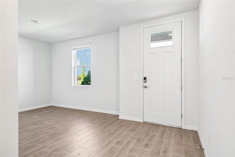 House in Zephyrhills, Florida 4 bedrooms, 232.53 sq.m. № 1758344 - photo 11