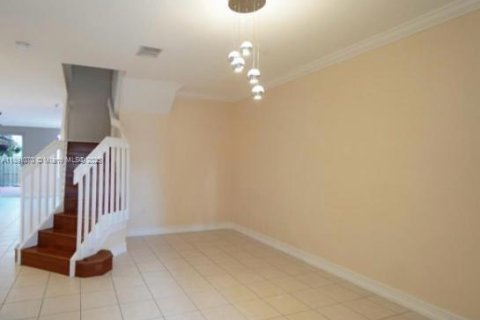 Touwnhouse à louer à Miami, Floride: 3 chambres, 161.56 m2 № 1943585 - photo 11