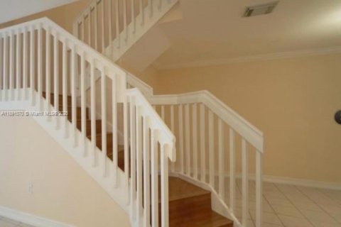 Touwnhouse à louer à Miami, Floride: 3 chambres, 161.56 m2 № 1943585 - photo 7