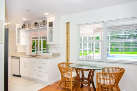 House in Jupiter, Florida 3 bedrooms, 132.01 sq.m. № 2272579 - photo 24