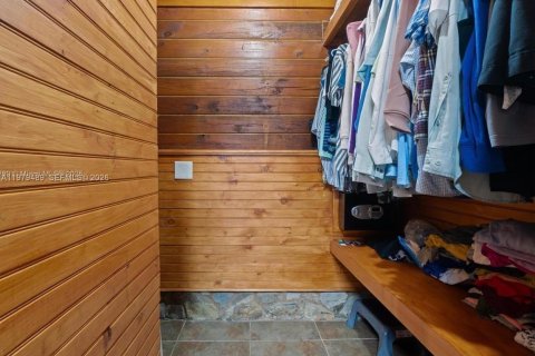 Купить коммерческую недвижимость в Саут-Бей, Флорида № 2046263 - фото 17