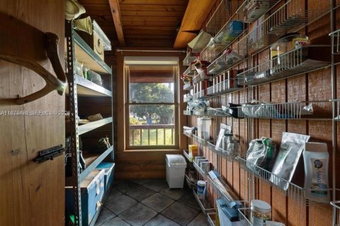 Купить коммерческую недвижимость в Саут-Бей, Флорида № 2046263 - фото 27