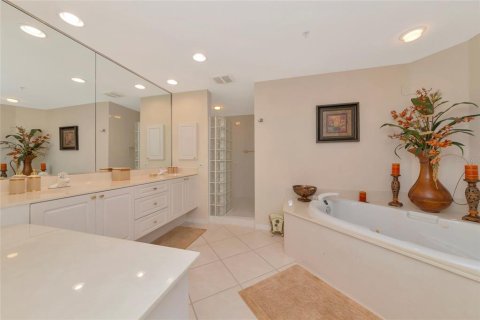 Condominio en venta en Osprey, Florida, 2 dormitorios, 179.49 m2 № 2141428 - foto 16
