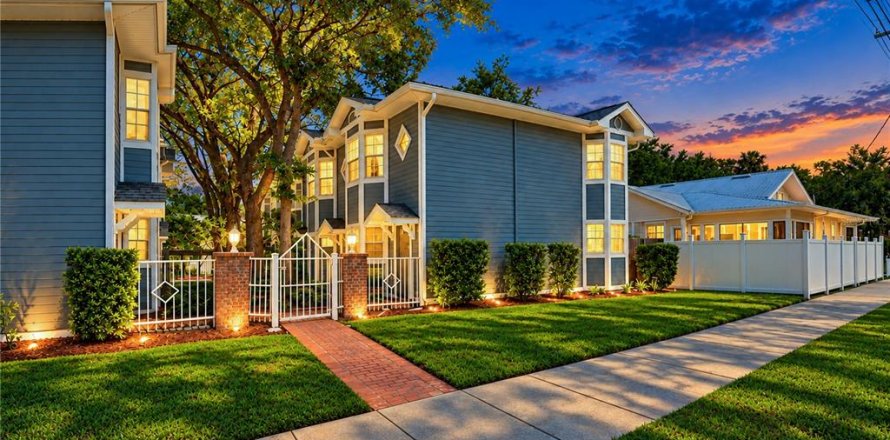 Condo à Tampa, Floride, 2 chambres  № 2389007