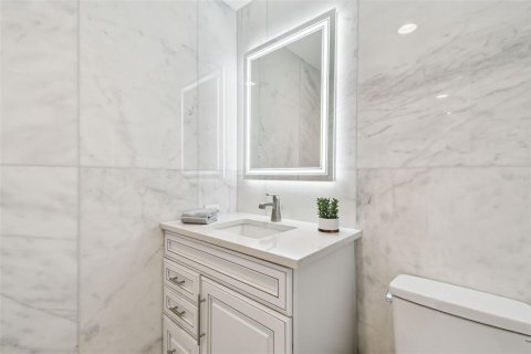 Condo in Clearwater, Florida, 4 bedrooms  № 1666053 - photo 25