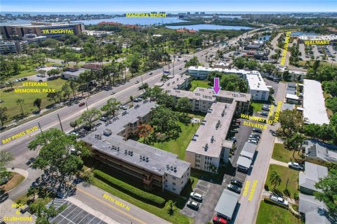 Condo in Saint Petersburg, Florida, 1 bedroom  № 1723306 - photo 28