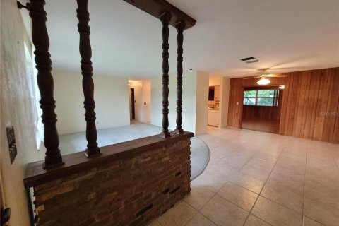 Villa ou maison à vendre à Seminole, Floride: 4 chambres, 212.93 m2 № 2413460 - photo 2