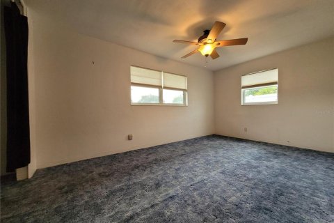 Villa ou maison à vendre à Seminole, Floride: 4 chambres, 212.93 m2 № 2413460 - photo 13