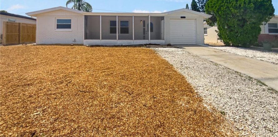 Villa ou maison à Holiday, Floride 2 chambres, 77.2 m2 № 1905820