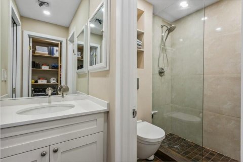 Condo in Palm Beach, Florida, 4 bedrooms № 2082201 - photo 25