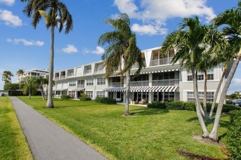 Condo in Palm Beach, Florida, 4 bedrooms № 2082201 - photo 30