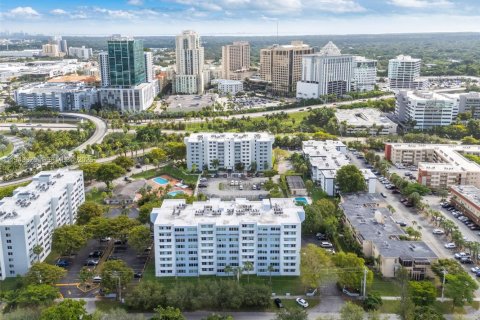 Copropriété à louer à Miami, Floride: 3 chambres № 2001263 - photo 23