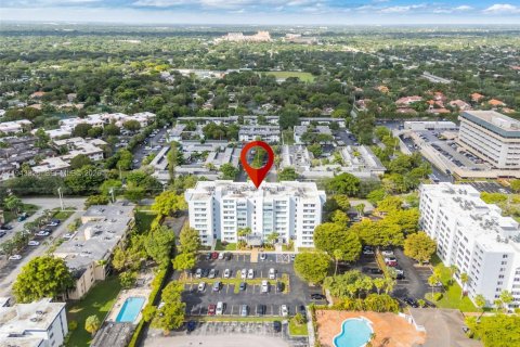 Copropriété à louer à Miami, Floride: 3 chambres № 2001263 - photo 18