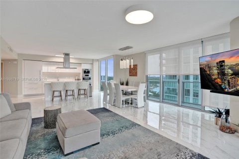Condo in Sunny Isles Beach, Florida, 3 bedrooms № 2089742 - photo 4
