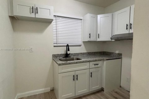 Appartement à louer à Miami, Floride: 1 chambre, 51.56 m2 № 2081257 - photo 2
