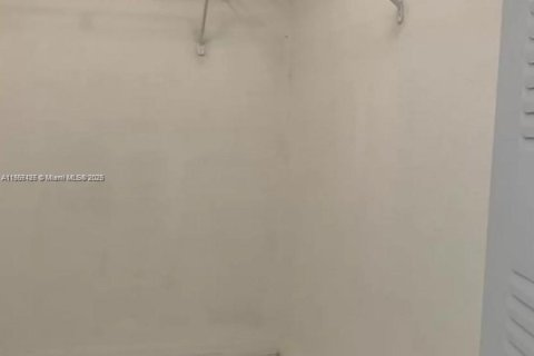 Condominio en venta en Miami, Florida, 2 dormitorios, 96.9 m2 № 1882005 - foto 10