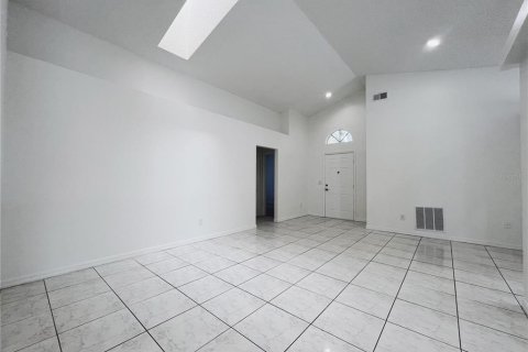 Casa en alquiler en Davenport, Florida, 3 dormitorios, 136.01 m2 № 1886168 - foto 3