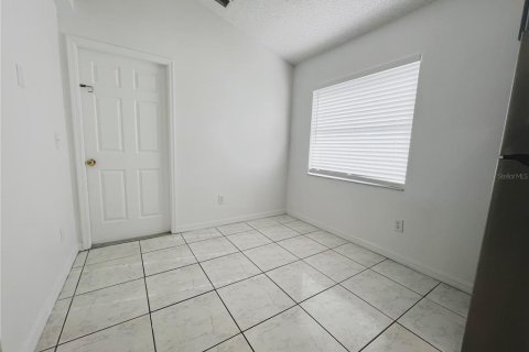 Casa en alquiler en Davenport, Florida, 3 dormitorios, 136.01 m2 № 1886168 - foto 4