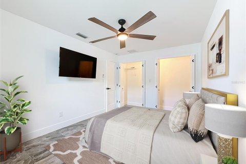 House in Clearwater, Florida 3 bedrooms, 223.8 sq.m. № 2225536 - photo 23